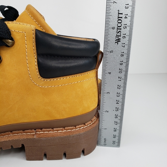 Marc Fisher LTD CLcairy Tan/Yellow Suede Lace up Hiking Outdoor Boots Sz 9.5M - Picture 7 of 10